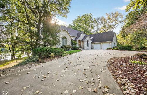 Lakefront Group Stay, Sleeps 19, Indoor Pool, Hot Tub, Arcades - Foto 9