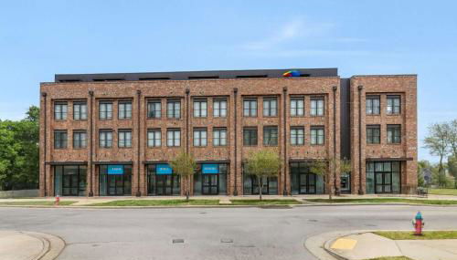 Huge Private Patio with Games & Skyline Views - Foto 3