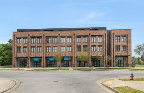 Huge Private Patio with Games & Skyline Views - Foto 3