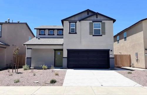 A modern retreat and Gateway to Yosemite - Foto 1