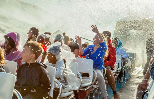 Boston Codzilla Jet Boat Experience - Foto 1