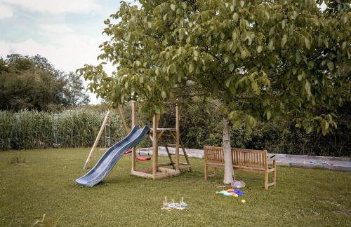 Proche PuyDuFou - Gite Maison La Roulière - Foto 31