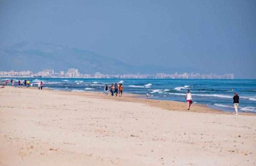 APARTAMENTOS EL SOL a 20 metros del mar - Photo 24