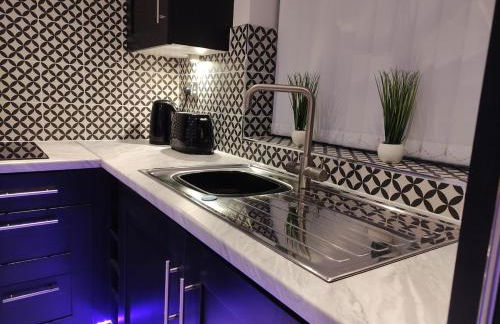 Dream101, Luxury 2 Bedroom apartment - free parking - Foto 20