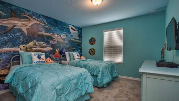 Windsor Island - 7 Bedrooms w/ Pool - 4403WI 7 Home by RedAwning - Foto 2, Habitación