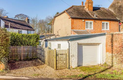 Charming Downland Cottage - Pass the Keys - Foto 51