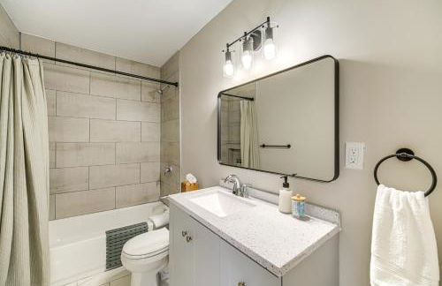 4 Mi to Dtwn Modern Retreat with Yard in Cleveland - Foto 15