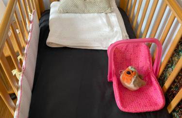 Morden flat close to DLR station with free parking and brand new bed and quality mattress adjacent to metro station also close to O2 and Excel via Cable Car - Foto 15