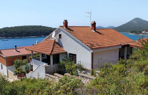 Apartments by the sea Brgulje, Molat - 6243 - Foto 2