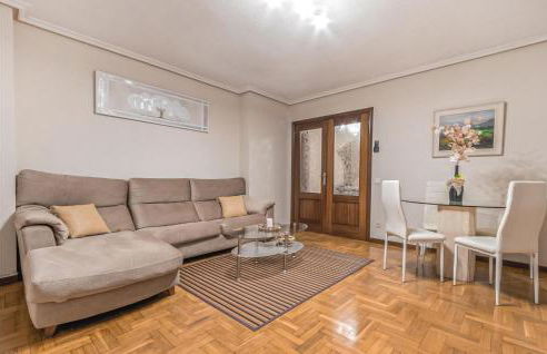 Stunning Apartment In Gijón With Wifi - Foto 5
