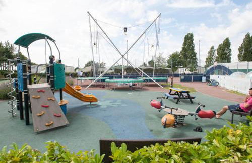 Rockley Park Poole caravan-3Bed-On site Activities - Photo 12