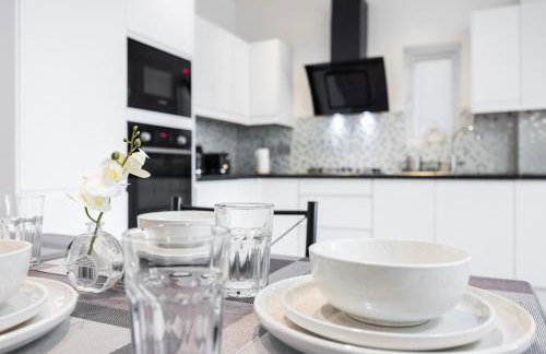 Modern 3 Bedroom Apartment with Ensuite - Foto 29