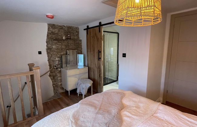 Charming 1-bed Cottage in Brynmenyn - Foto 5