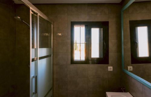 Villa Torres 10 minute walk from Playa den Bossa - Photo 36
