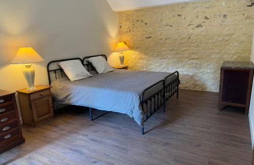 Gîte La Maison des Poètes de 1 à 6 personnes à Treigny Perreuse - Foto 48