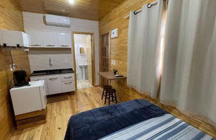 Lindos e novos Chalés na região central de Foz - Foto 10