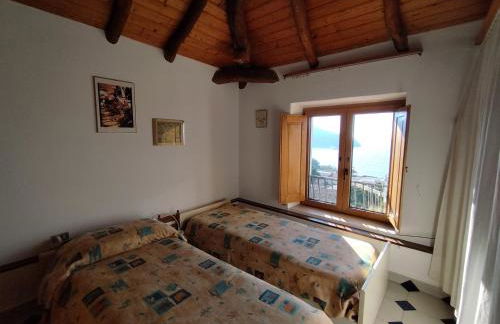 Gigia's house romantico panoramico al centro del paese - Foto 17