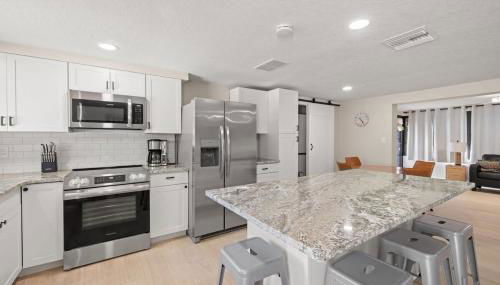 3 miles to Honeymoon Island Firepit & Pool - Foto 2