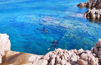 CASA MUGHETTO R5055 WiFi, seafront, private sea access, swimming pool - Foto 80