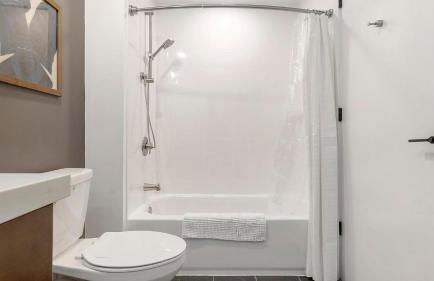 Landing Modern 1BD Clubhouse Rooftop Lounge - Foto 40