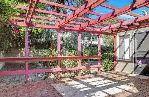 Entire House,Convinient location in Los Angeles , near Universal, Hollywood, Pets Friendly, Free WIFI - Foto 37