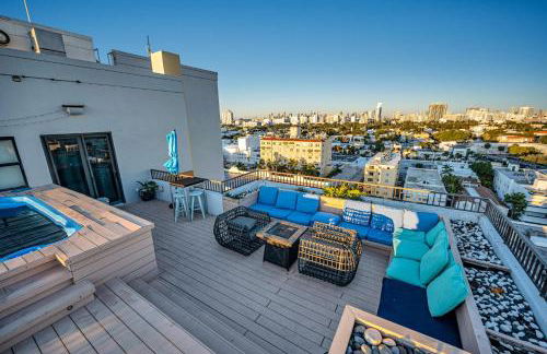 Crown Jewel of Ocean Drive- 2 story Penthouse, 4 Bedrooms & Private rooftop spa - Foto 11