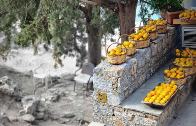 1-bed House Sleeps 4 - Free Parking, Patio, Wifi - Photo 17