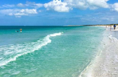 Luxury Beach Condo Located On The Bay In A Tropical Oasis!!! - Foto 49