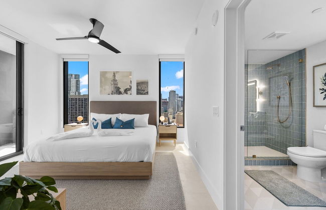 Prime Downtown Location Condos - Photo 27