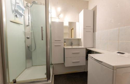 Studio Proche Gare Parthenay avec Parking - Foto 10