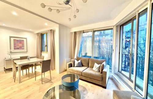 Luxury Paris Apt, Eiffel View, Golden Triangle - Photo 4