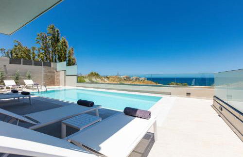 Lagoon Seaside Villa, Sumptuous Retreat,By ThinkVilla - Photo 5