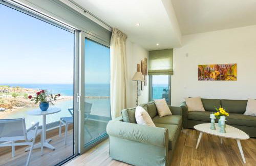 Contessa Del Mare - Premium Beachfront Villa by etouri - Photo 21