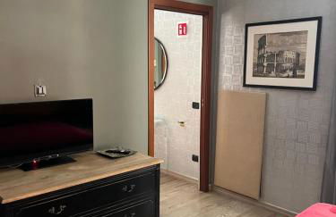 Colosseum Vibes - Photo 10