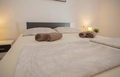 Apartments Yucca - Photo 16