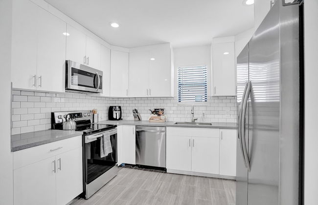 The Zen Suites - Photo 33