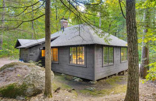 Rustic Cabin with Squam Lake Access and Fireplace! - Foto 20