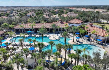 Solterra Resort Davenport FL Clubhouse Area - 7 Bedroom 6 Bath Home with Private Pool Spa - Lazy River 20 min from Disney - Foto 129