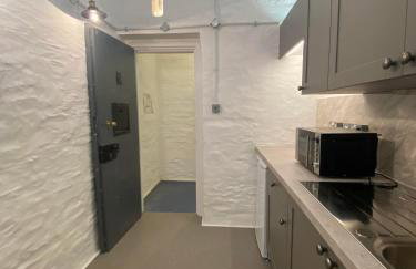 Victorian Police Station Apartment - Foto 10