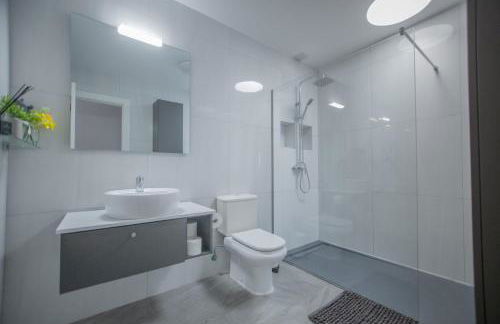 Casa Conil with a private 25 meter heated pool - Photo 27