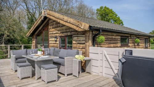 Tesseyman Lodge - Photo 5