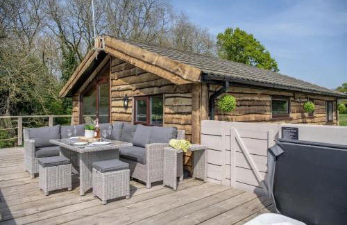 Tesseyman Lodge - Photo 5