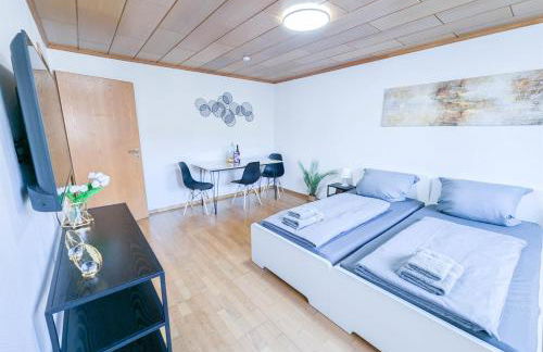 ALFA Stuttgart 3 Zimmer 6 Betten Apartment Zuffenhausen Porsche Bosch BZ WLAN EBK WM - Foto 13