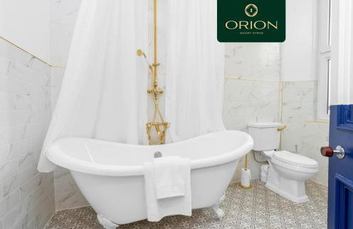 ORION SHORT STAYS is a Renewable Energy Specialist accommodation Provider based in Dundee, We have many properties available for large groups, ASK us for more details and for Custom Quotes, Many properties close to the PORTs and for Large Teams of 100 - Foto 11