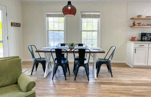 Mayberry on Bayberry Private pool Sleeps 10 - Foto 5