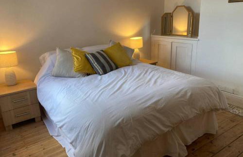 No43: Versatile 4BR coastal home with summer house - Foto 15