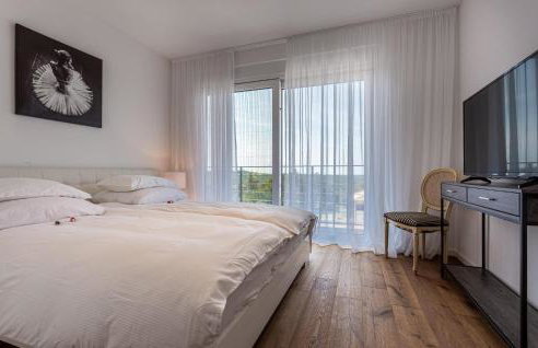 4 Bedroom Awesome Home In Gamboci - Foto 24