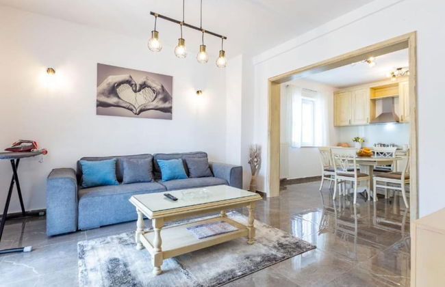 Peaceful Murvica Villa Pool, Garden, and Modern Comfort - Photo 9