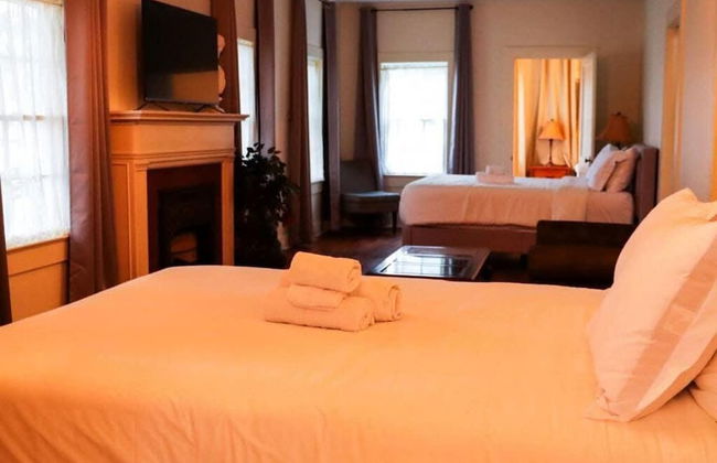 Work Crew Haven Spacious Corporate Lodging - Photo 5