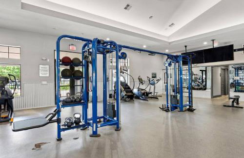 Prime Location, 2 mins to Airport, 5 mins to Dwntn - Foto 11